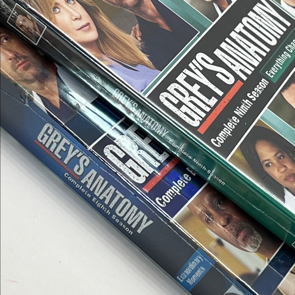 Grey's Anatomy DVD Box Set Collection - Picture 12 of 12